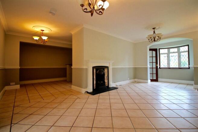 Living room/dining room
