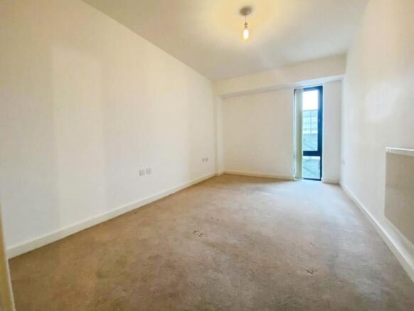 1 bed Flat to rent Image 4