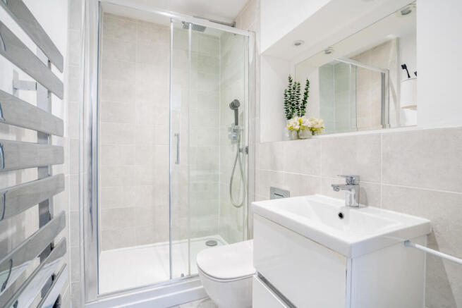 2 bed Apartment for sale Image 10