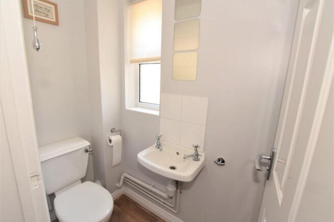 Cloakroom/WC