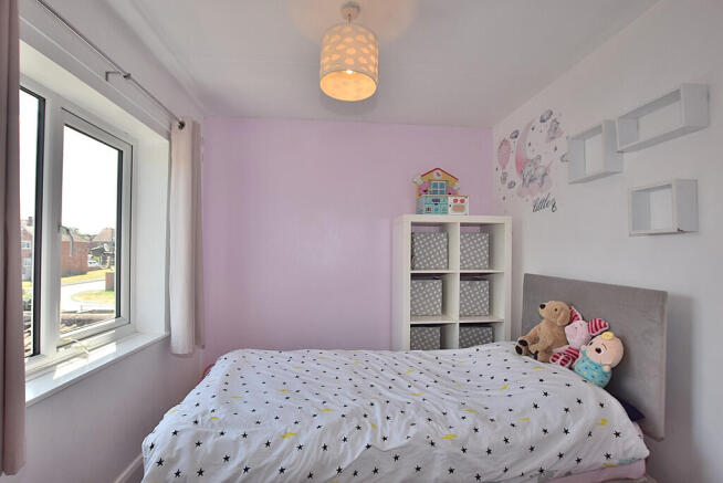 3 bed Terraced for sale Image 12