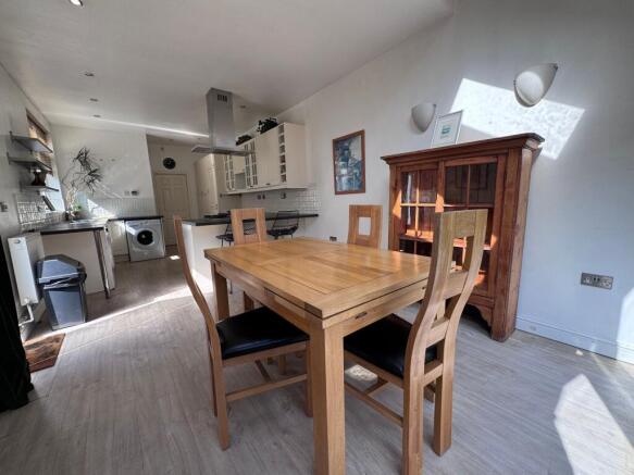Kitchen / Diner