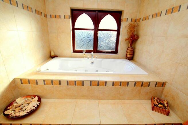 Step Down Bath