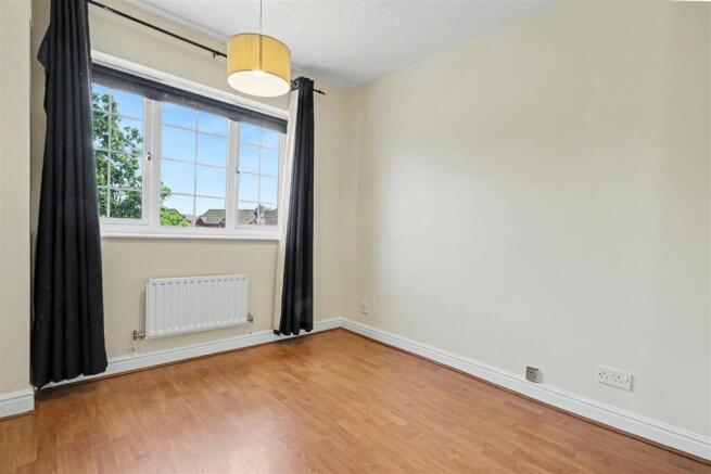Bedroom 1.jpeg