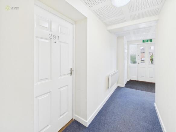 cam05459g0pr0111still015