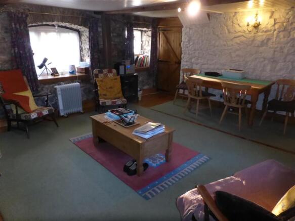 ANOTHER ROOM ASPECT