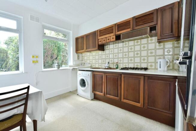 2 bed Bungalow for sale Image 6