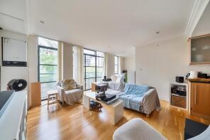 Flat 11, 4, Town Meadow, Brentford TW8 0BX
