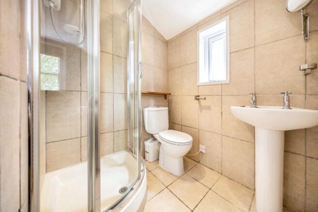 En-Suite Bathroom
