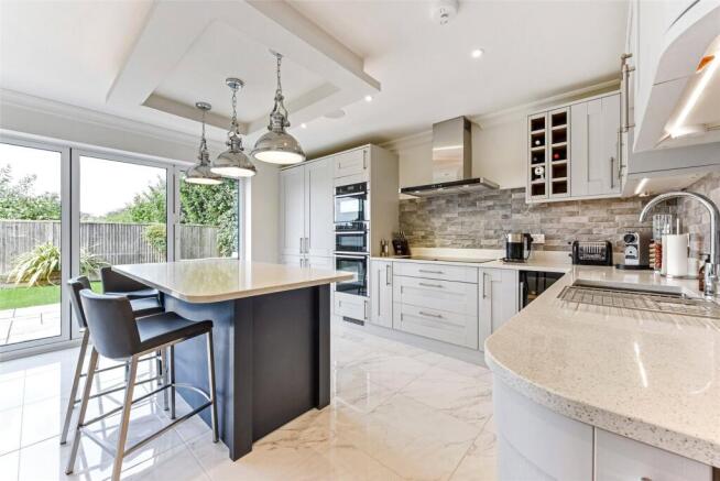 Ormonde Avenue, Chichester, West Sussex, PO19 photo 4