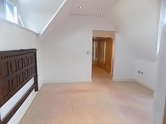 Master bedroom.JPG