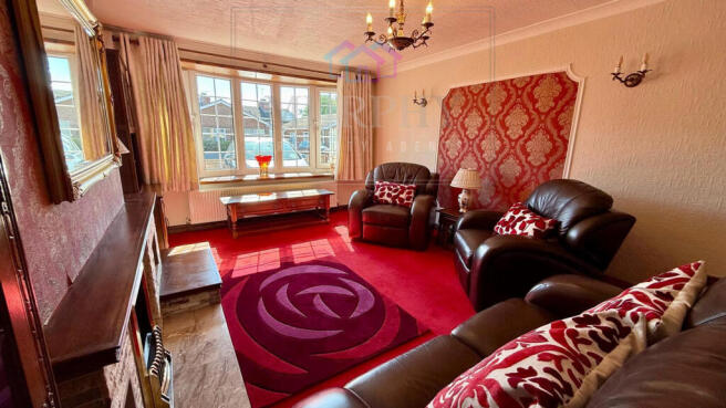 3 bed Semi-Detached for sale Image 4