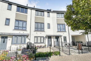16, Coscombe Circus, Plymouth PL9 7FF