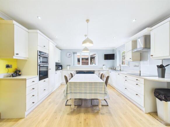 Dining Kitchen.jpg