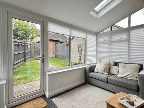 GARDEN ROOM