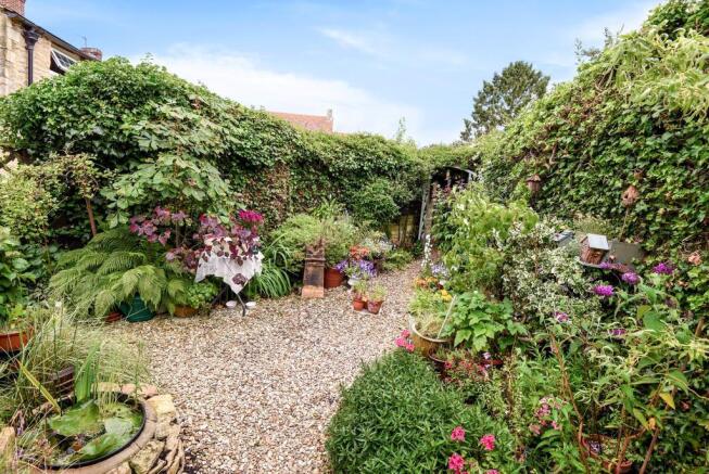 Courtyard Garden
