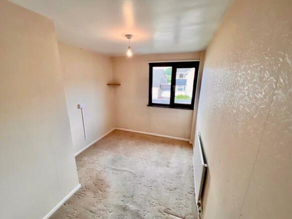 3 Chaucer Road - Bedroom 2..jpg