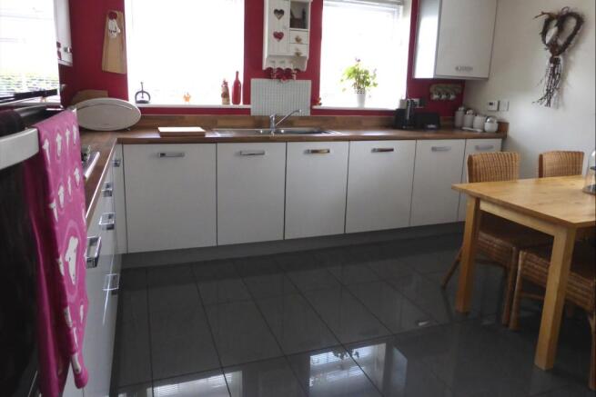 Kitchen / Breakfast