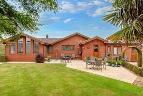 7, Warltersville Way, Horley RH6 9EP