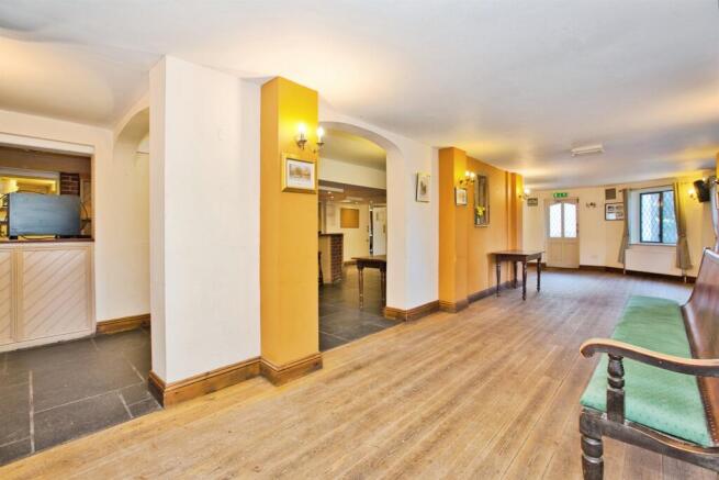 Holywell, East Coker, Yeovil photo 4