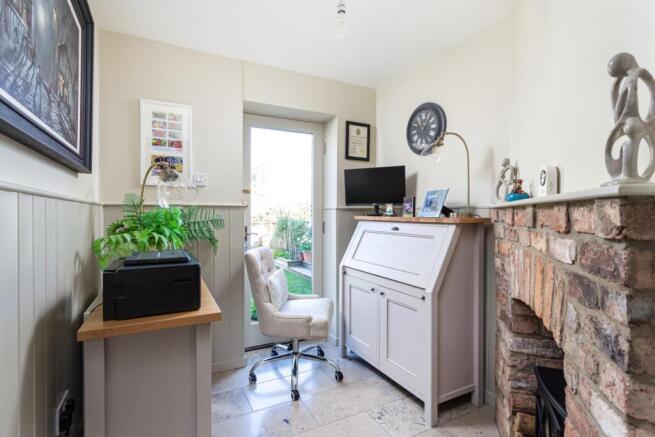 3 bed House for sale Image 5