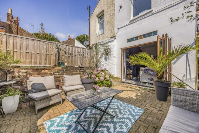 4 Bramshott Road, Southsea-PorticoMarketing-SarahO