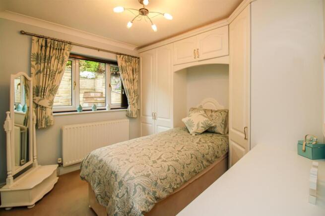 3 bed Detached Bungalow for sale Image 12