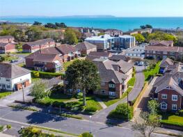 Flat 4, 6 Belvedere, Wortley Road, Christchurch BH23 5DT
