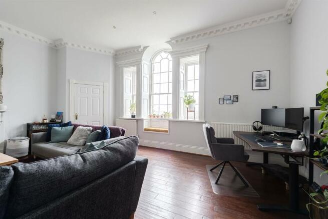 Apt.C.LoxleyHouse(Interior)(5of28).jpg