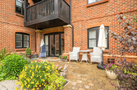 Mortimer Drive, Romsey, Hampshire, SO51