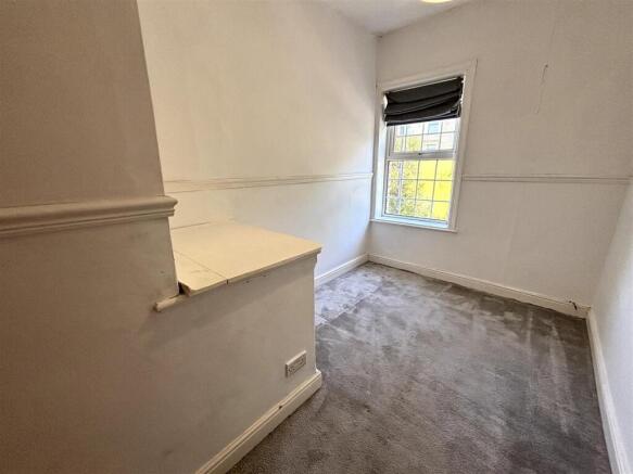 2 bed Terraced for sale Image 12