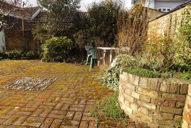 Photo 29