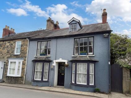 West Street, Newport, SA42