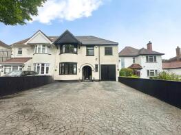 137, Himley Crescent, Wolverhampton WV4 5BY