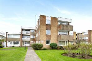 5, Donnington Place, Woodlands Avenue, Littlehampton BN16 3EX