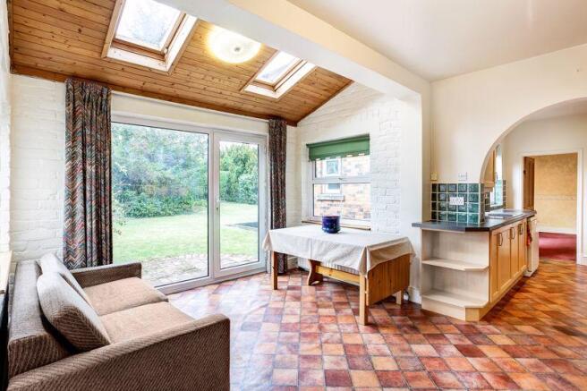 BREAKFAST KITCHEN
