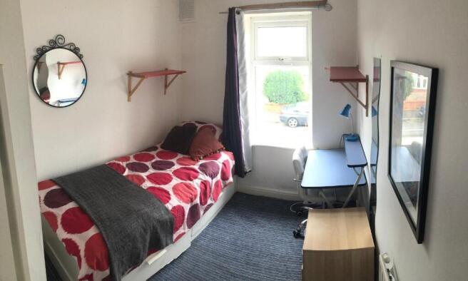 Photo 10