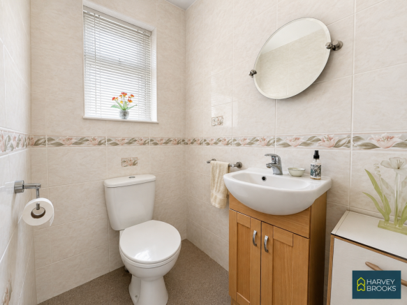 3 bed Detached Bungalow for sale Image 7