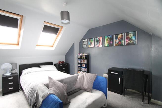 LOFT ROOM