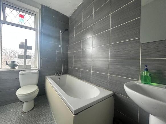 4 bed Terraced for sale Image 11