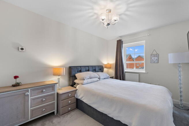 3 bed Semi-Detached for sale Image 9
