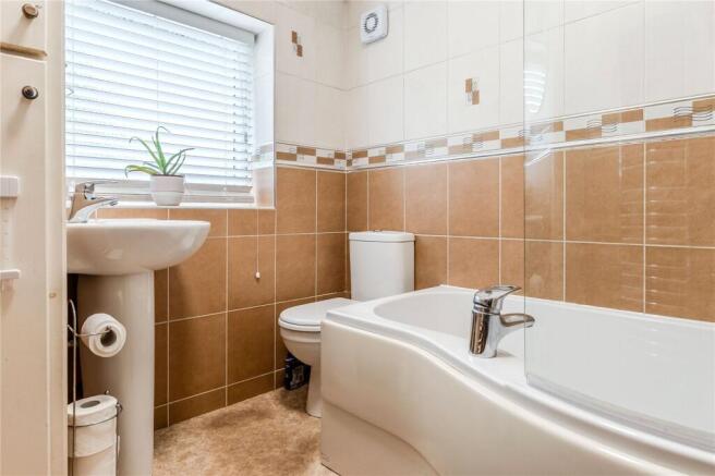3 bed Semi-Detached for sale Image 12