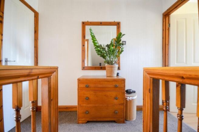 3 bed Terraced for sale Image 6