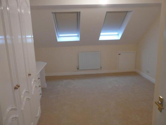 Bedroom 3 (Main)