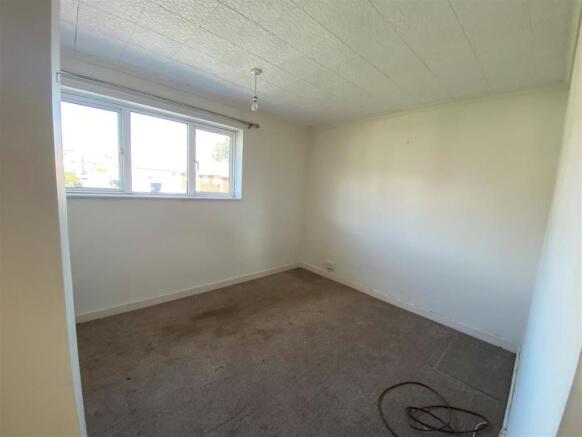 bedroom 2.0.jpg