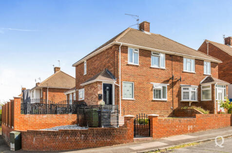 Gaze Hill Avenue, Sittingbourne, Kent, ME10