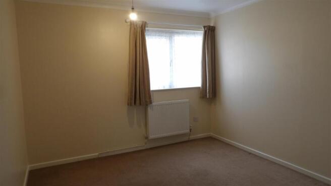 132 The Medway - Bedroom 1.JPG