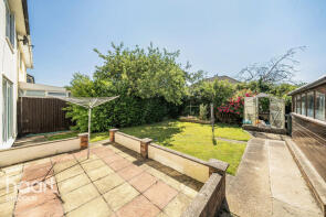 9, Fury Avenue, Louth LN11 8UN