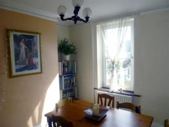 Sitting/Dining Room