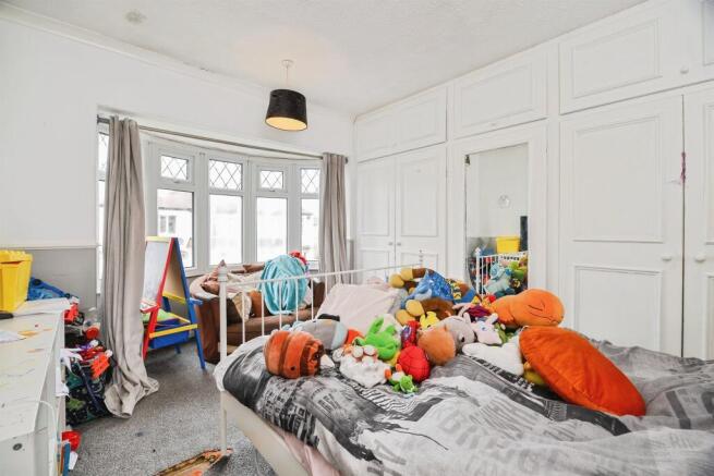 3 bed Terraced for sale Image 10